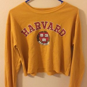 BRAND NEW graphic top